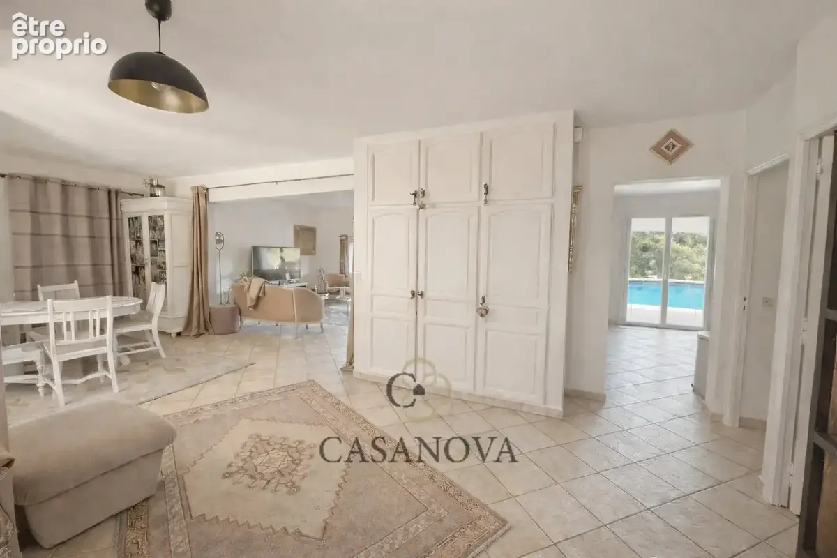 Maison familiale de plain-pied avec piscine et dépendance à Prades-le-Lez - photo 5