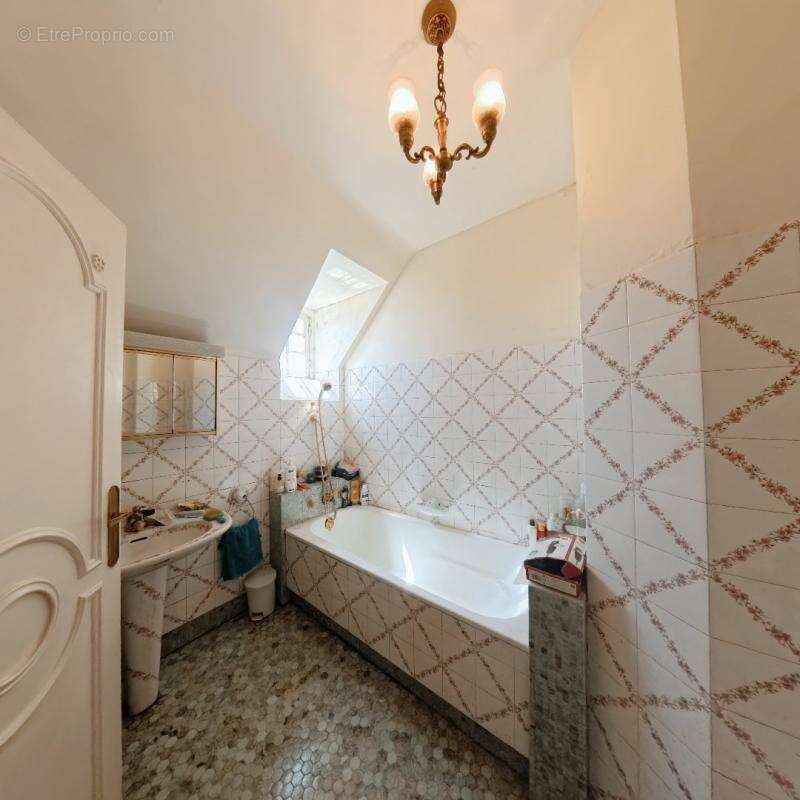 Maison à NOGENT-SUR-MARNE