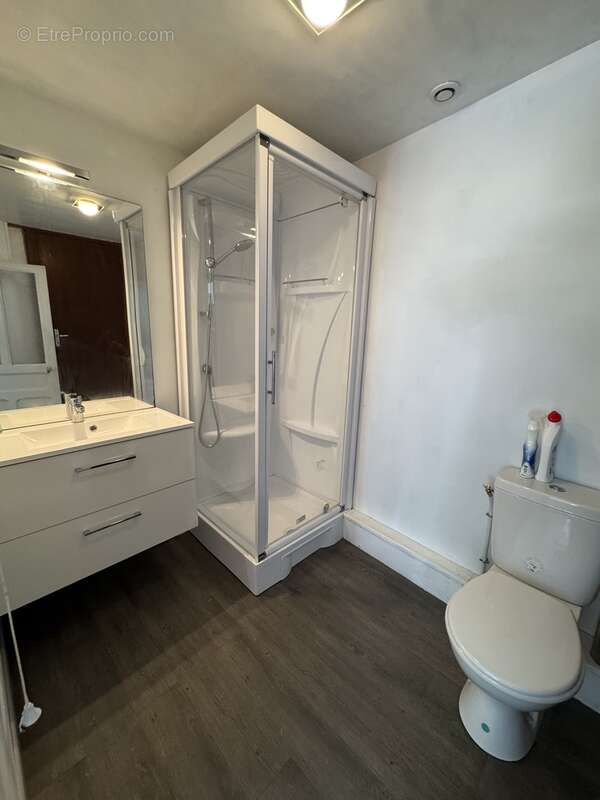 n°2 - Maison à SAINT-HILAIRE-LE-CHATEAU