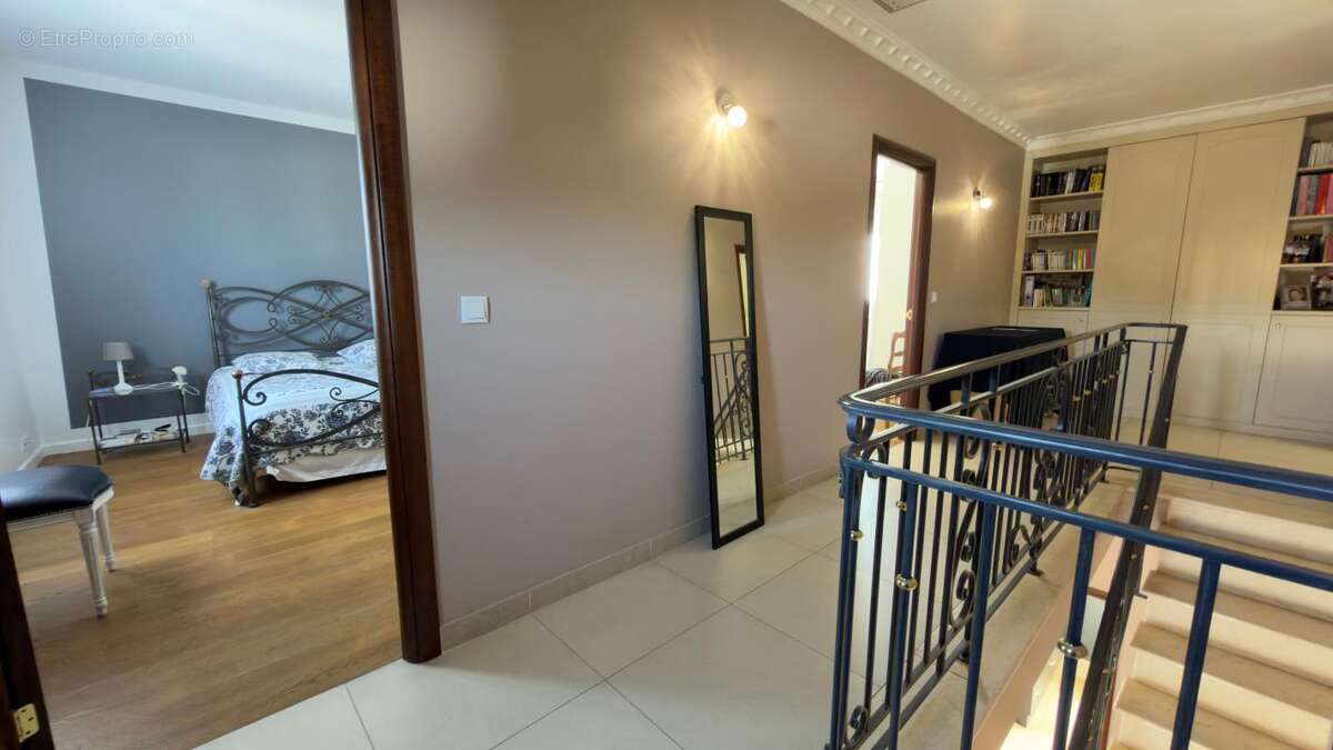 Maison sous sol total, 4 chambres, bureau - photo 14