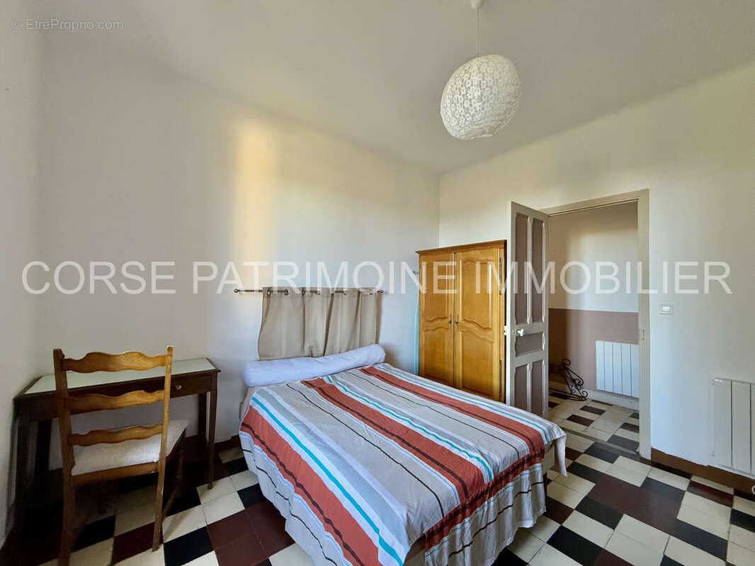 Appartement à CORTE