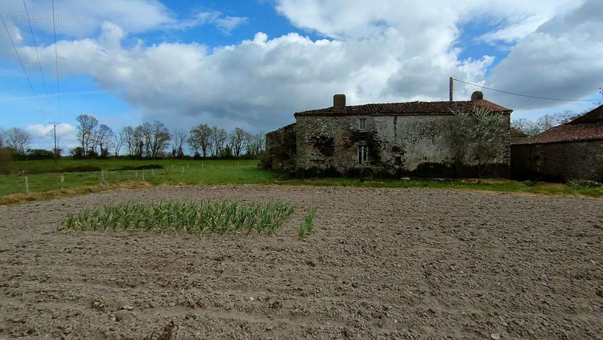 Maison à LA VERRIE