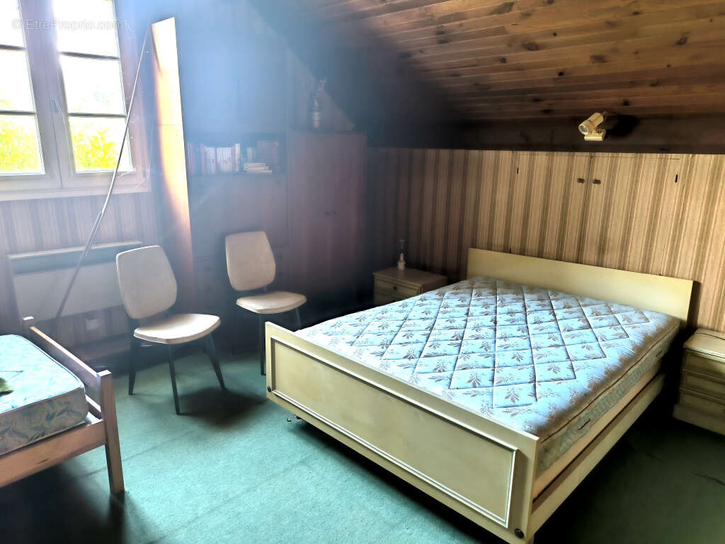 Maison à SAINT-PEREUSE