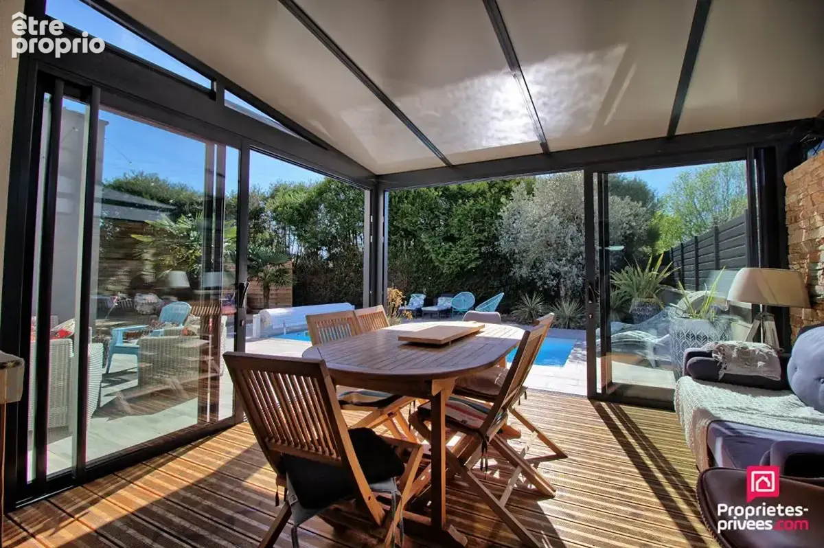 Maison Loire Authion contemporaine 8 pièces 220 m2 piscine - photo 5
