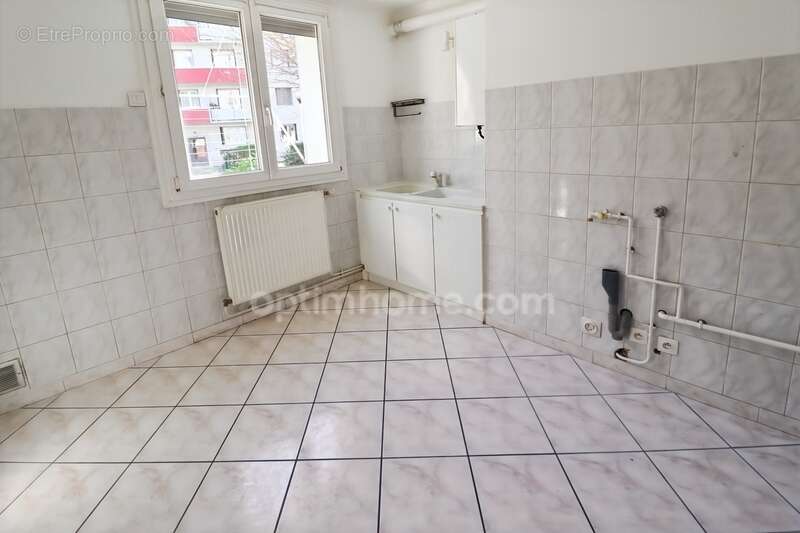 Appartement à FONTAINE