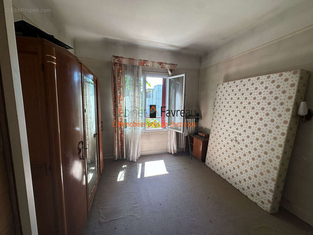 Maison à L'HAY-LES-ROSES