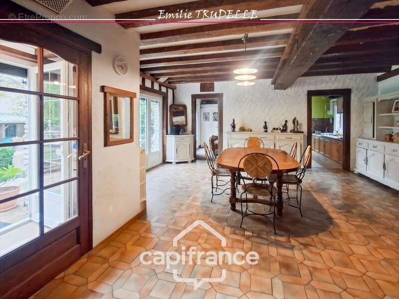Maison à vendre 6 pièces 138m² TORCE EN VALLEE (72) - 3/4 chambres + appartement, Etang, bassin sur parc paysagé de 8500m² - photo 21
