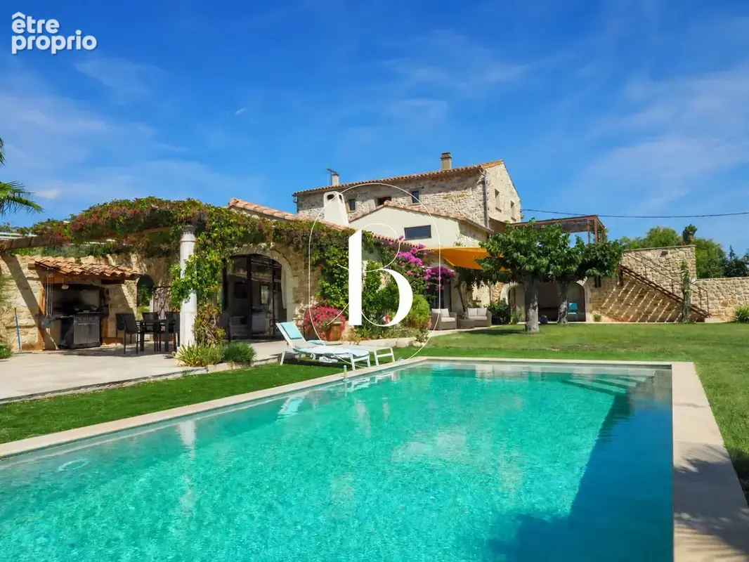 Photo Maison à Uzes au prix de 1 285 000€