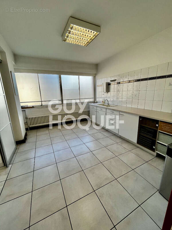 À vendre - bureaux de 130 m² à Thionville - photo 7