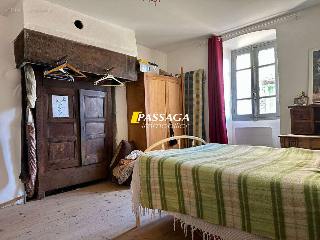 Maison à SAINT-GENIEZ-D&#039;OLT