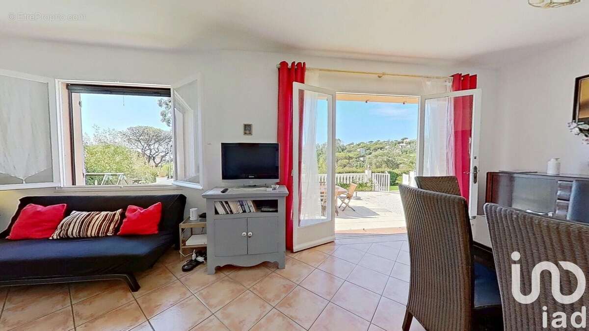 Photo 7 - Maison à LES ISSAMBRES