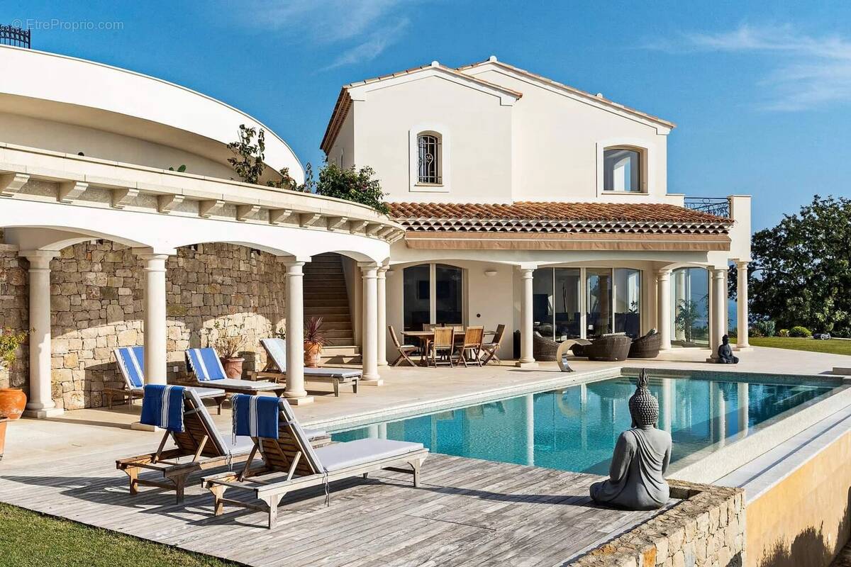 Maison à ROQUEBRUNE-CAP-MARTIN