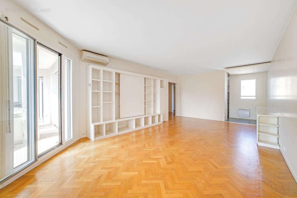 Appartement à PARIS-12E