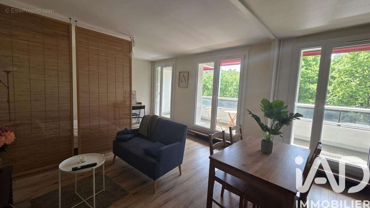 Photo 2 - Appartement à LYON-3E