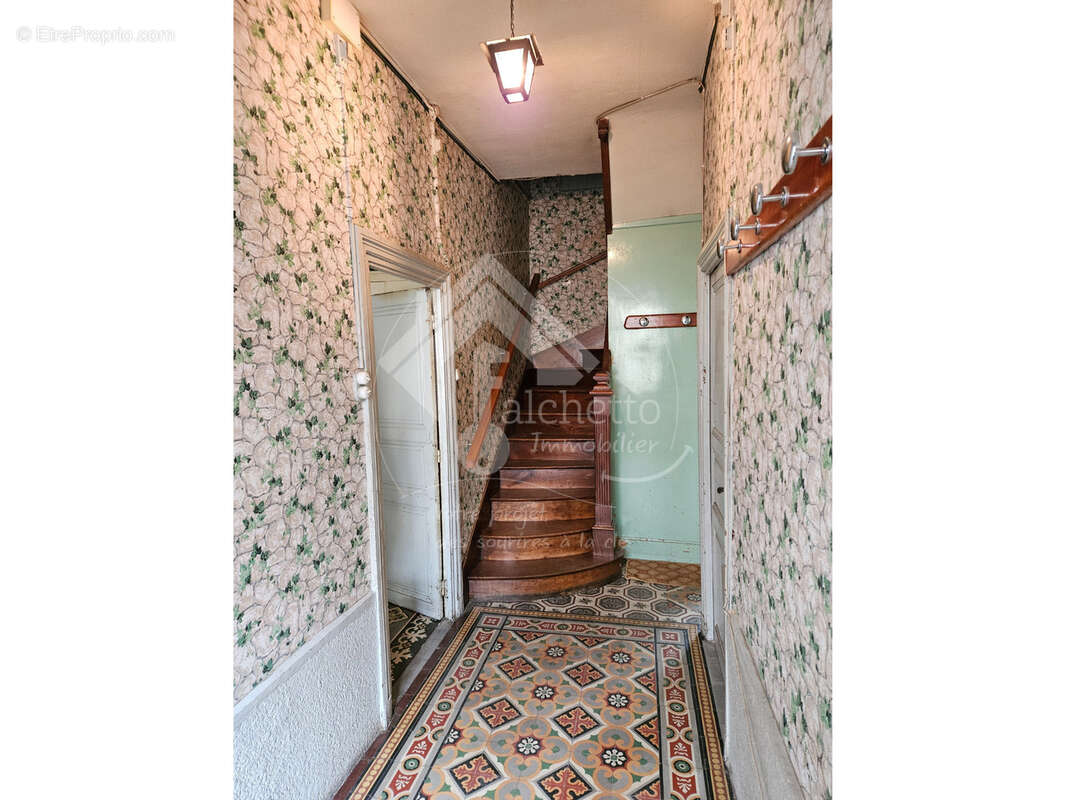 Maison à SAINT-PIERRE-LAVAL