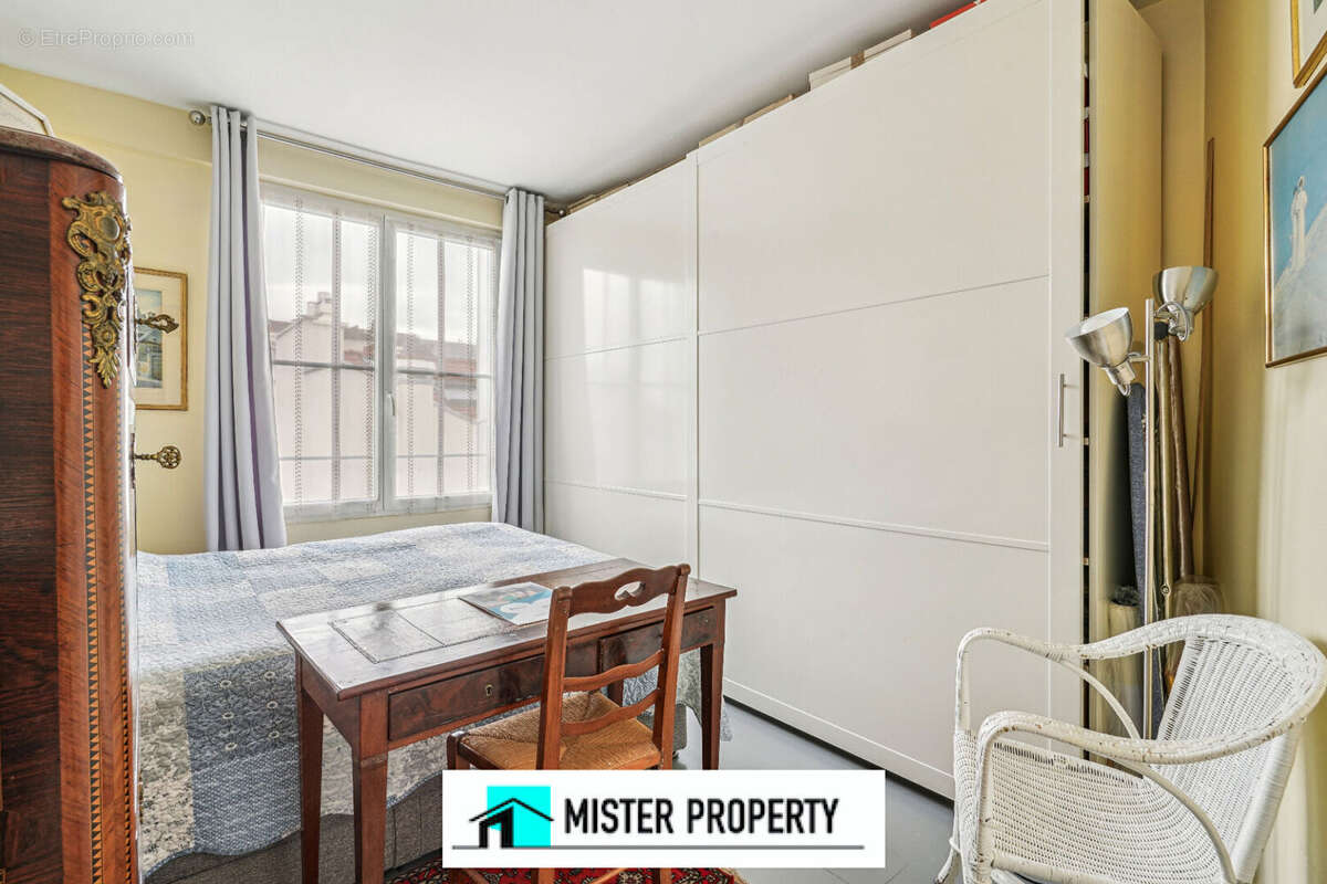 Appartement à LEVALLOIS-PERRET