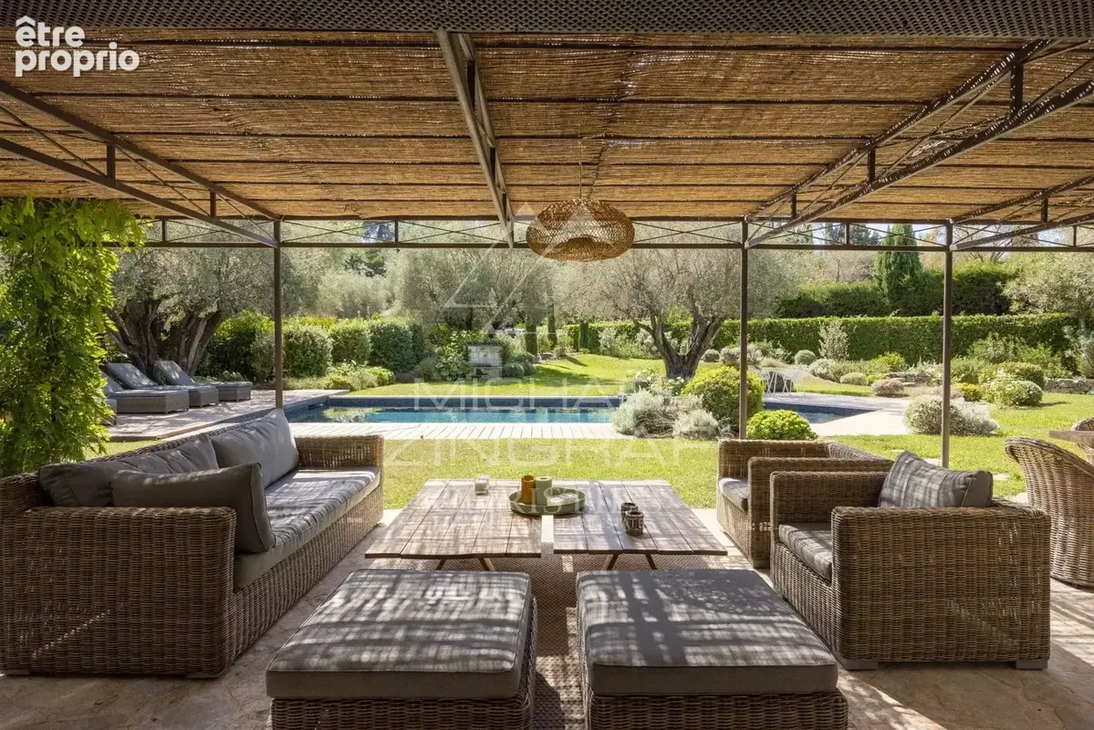 Mougins - Domaine fermé, charmante villa familiale - photo 2