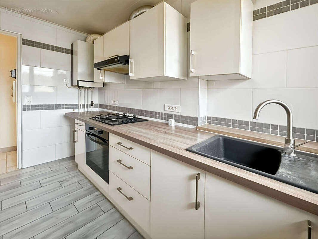 Appartement à ROSNY-SOUS-BOIS