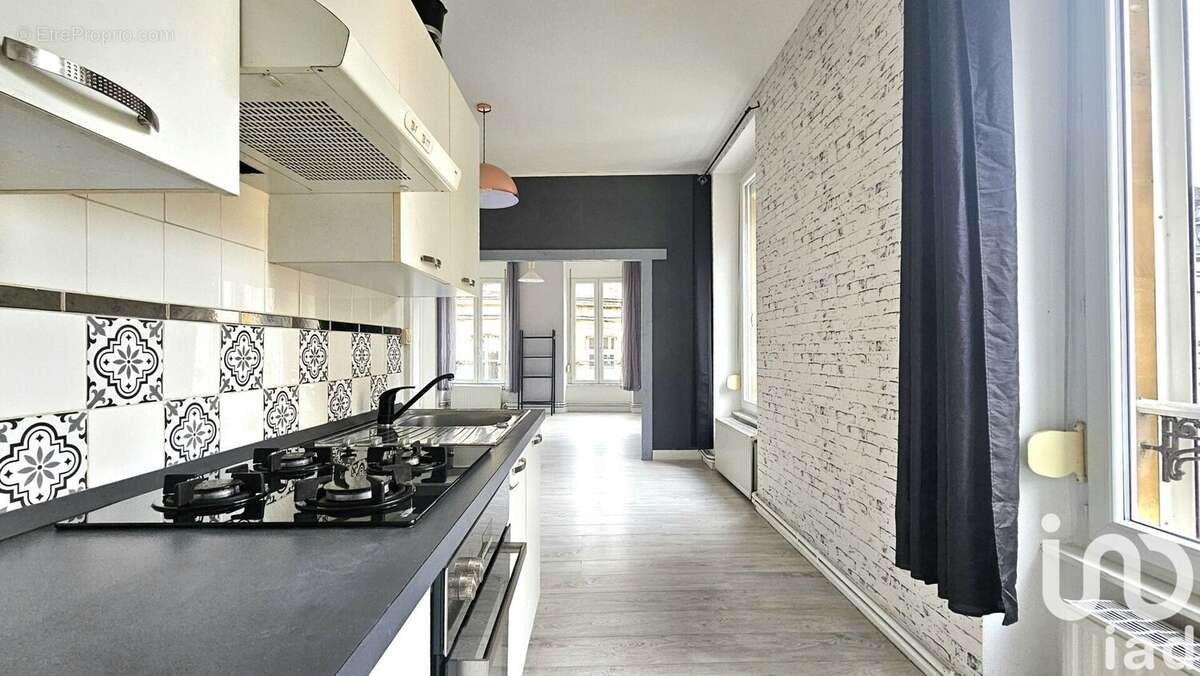 Photo 3 - Appartement à CHARLEVILLE-MEZIERES