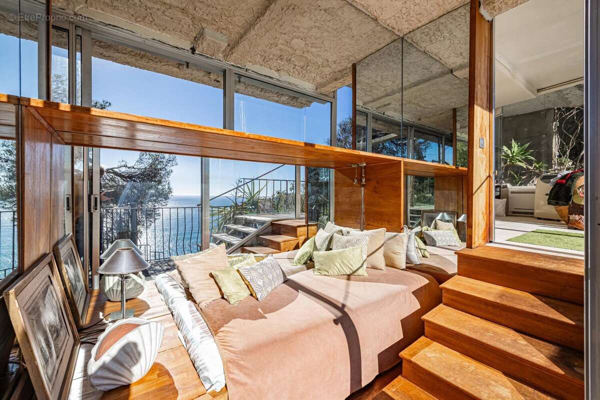 Appartement à VILLEFRANCHE-SUR-MER