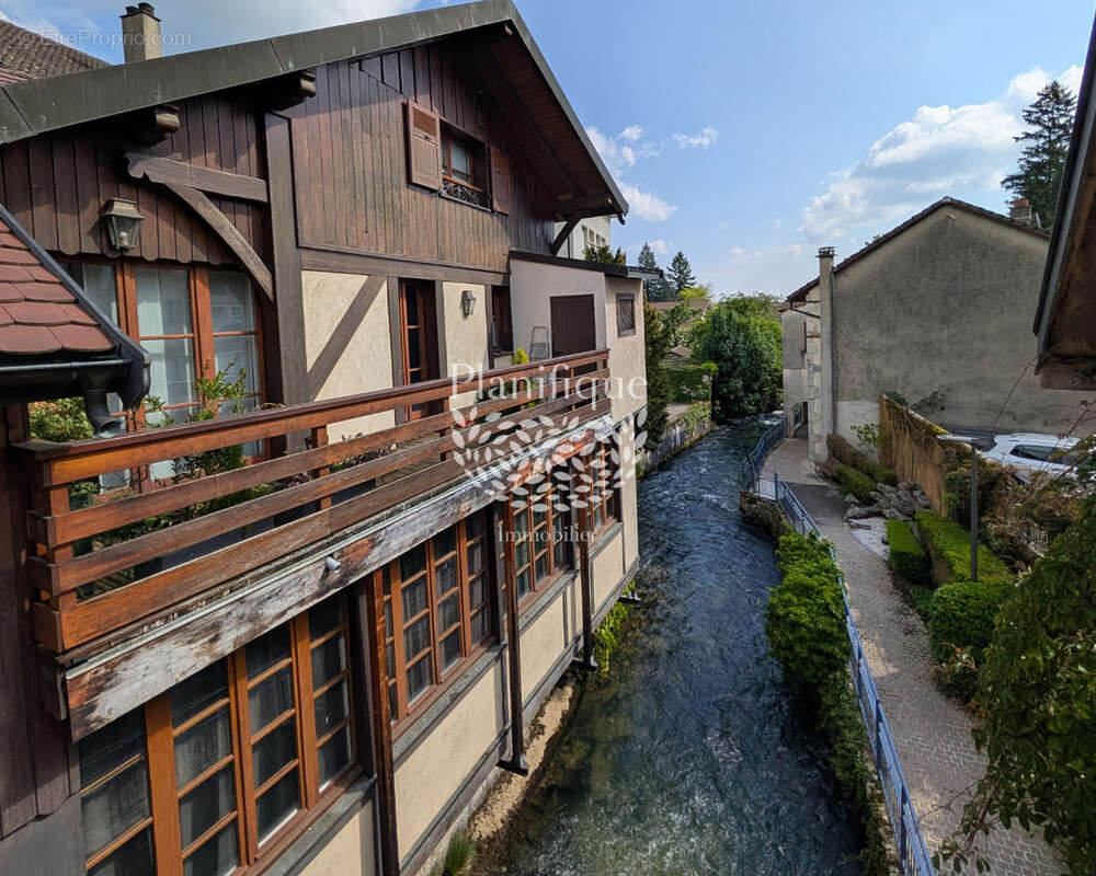 Appartement à DIVONNE-LES-BAINS