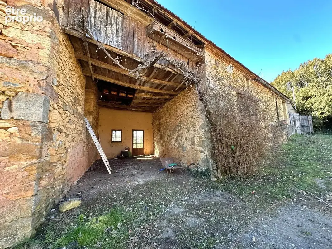 Authentique ferme avec 4 ha de terrain - photo 18