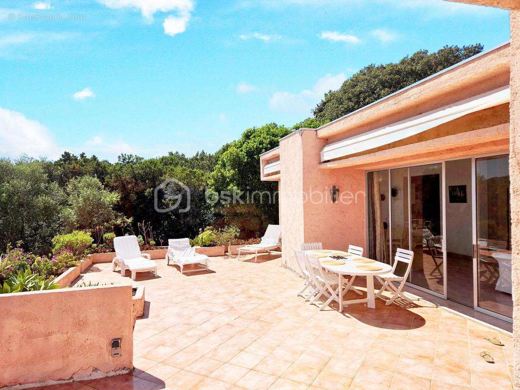 Villa face à la mer - Domaine privé de Cala Rossa - photo 4