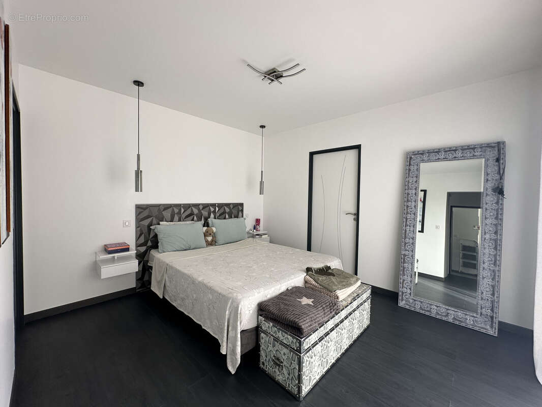 Maison à GUJAN-MESTRAS