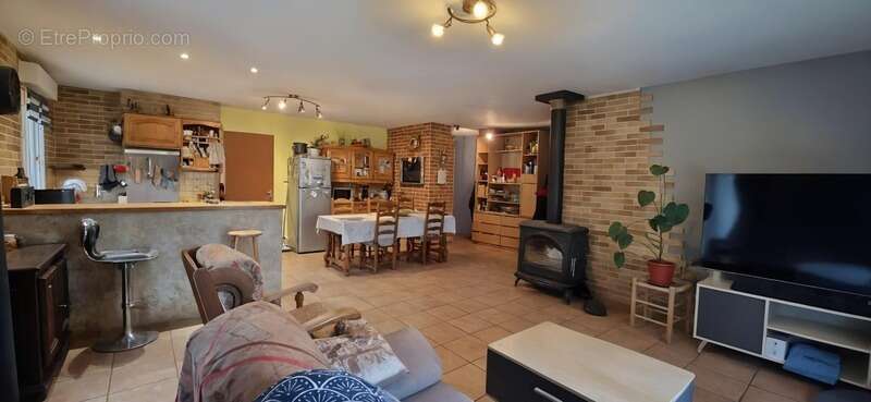 Maison à PIERREFICHE