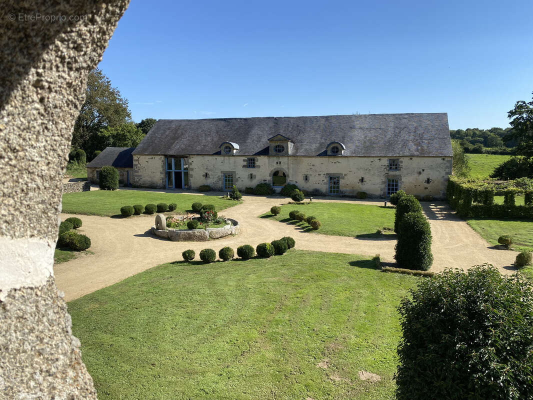 Maison à MAYENNE
