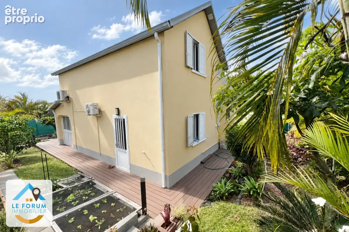 Saint pierre 97410 - villa f4 fonctionnelle et spacieuse - varangue - garage - photo 4