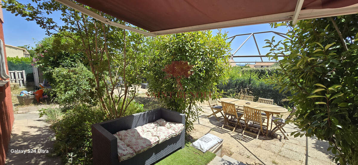A VENDRE - A SAINT-ANDRE-DE-SANGONIS - MAISON de TYPE T4 de 85m2 avec garage de 55m2 et jardin attenant. - photo 22