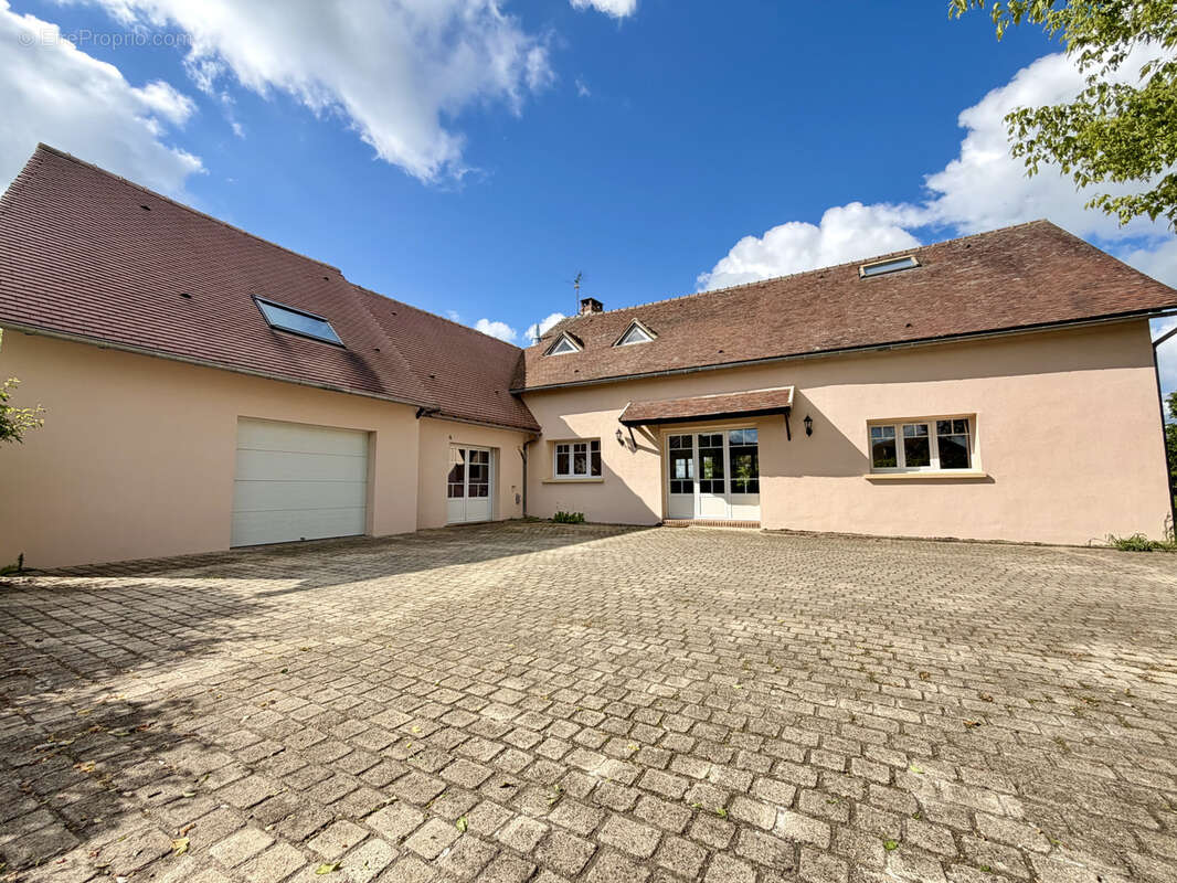 Maison à SENONCHES