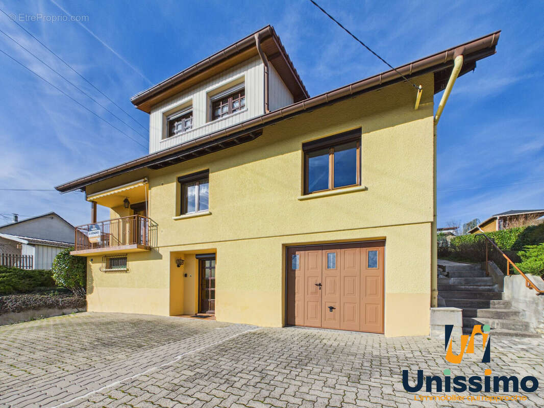 Maison à SAINT-MAURICE-COLOMBIER