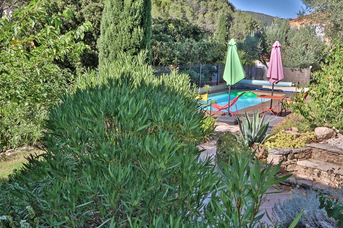 Maison à SOLLIES-TOUCAS