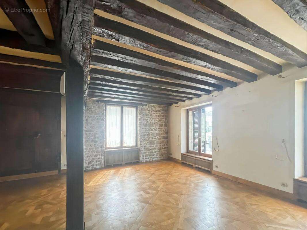 Maison à LA FERTE-ALAIS
