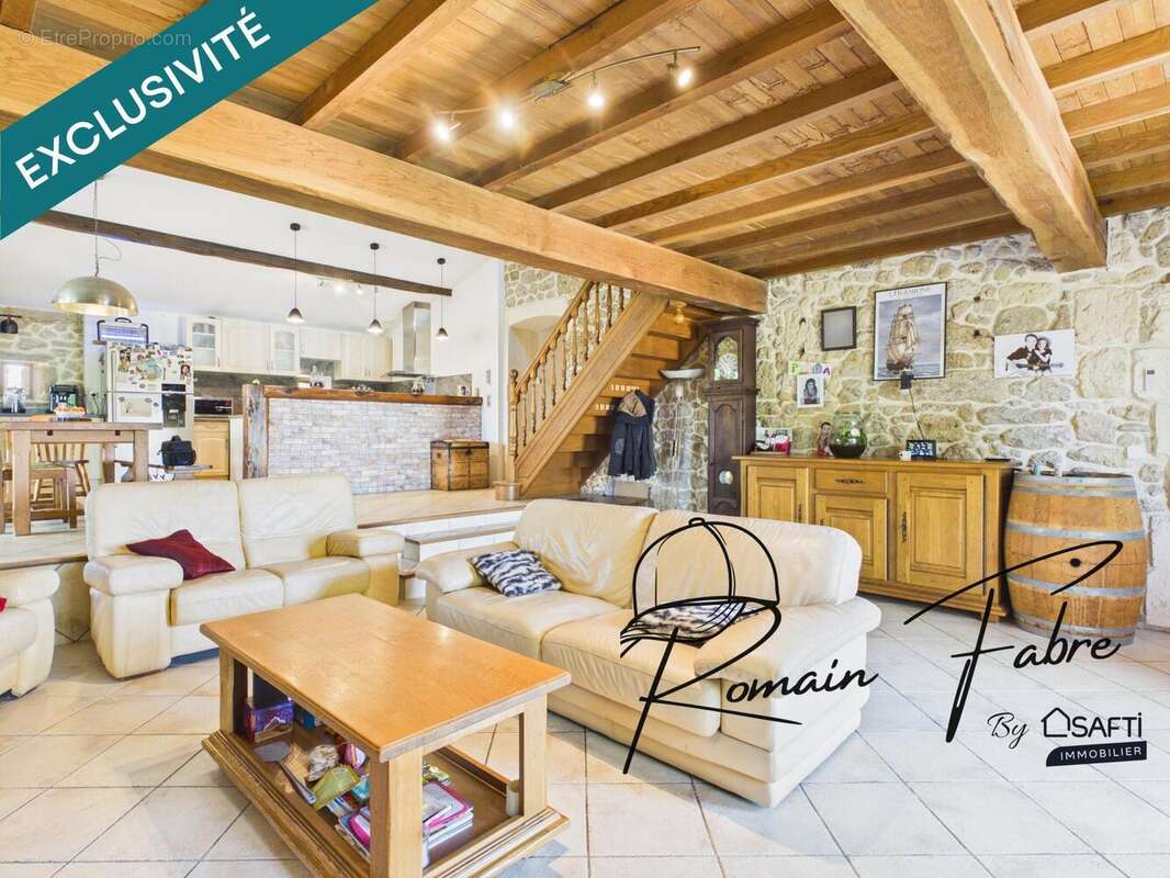 Maison 190 m² à Verac  - photo 2
