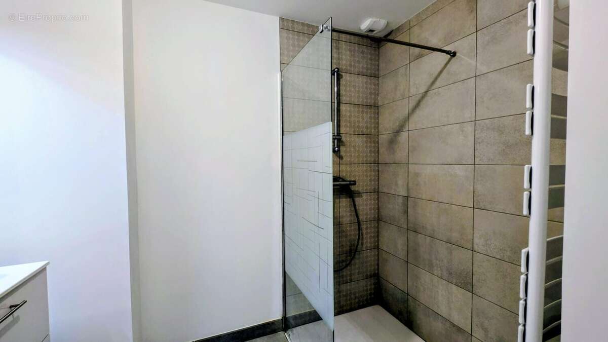 Appartement à DOUBS