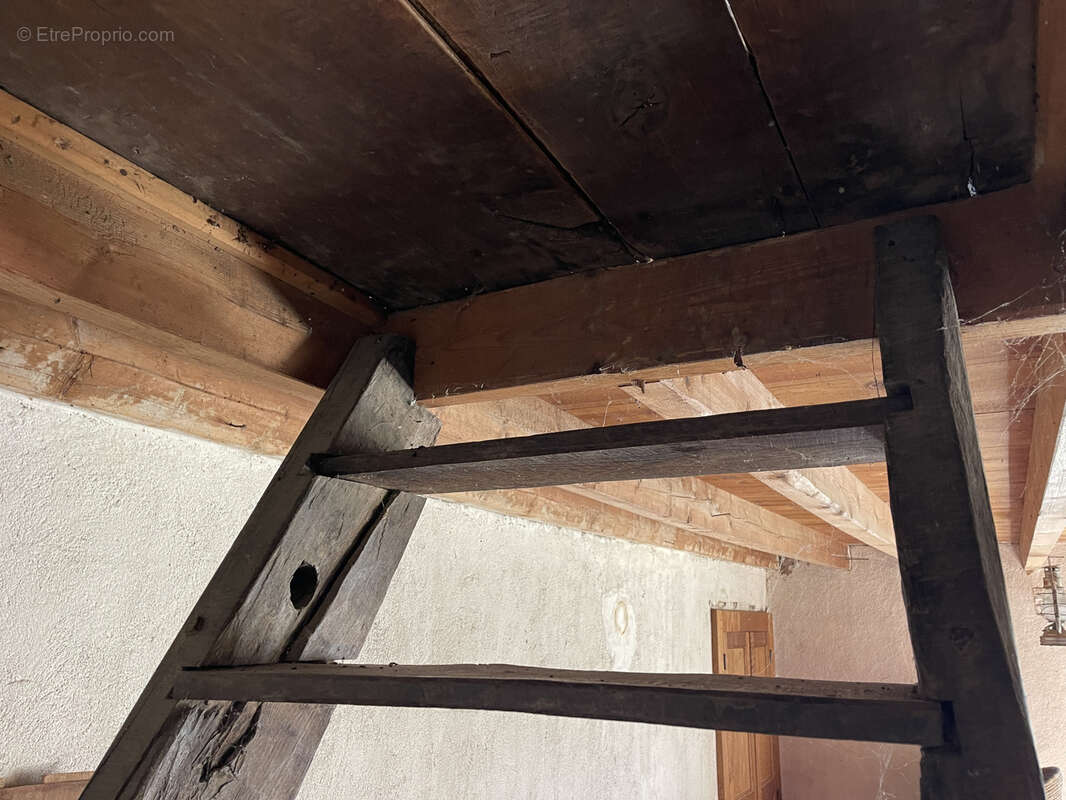 Maison à MARCILLAT-EN-COMBRAILLE