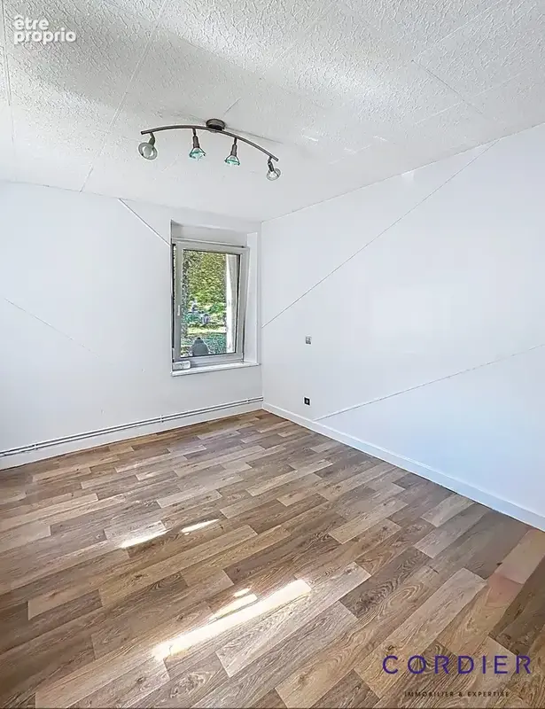 Appartement 4 pièces 113 m² à vendre à Villerupt (54190) - photo 4