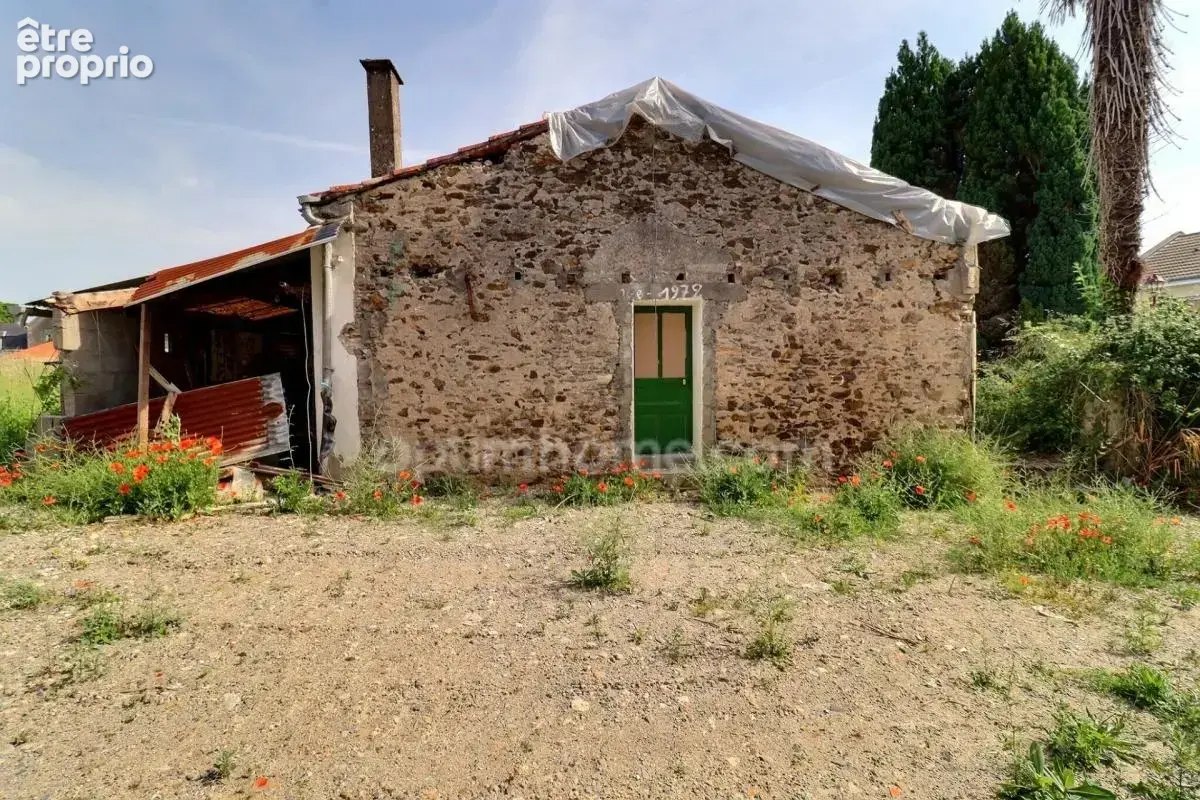 Maison en pierres à fort potentiel d'évolution – 85 m² sur parcelle de 430 m² – Port-Saint-Père - photo 5
