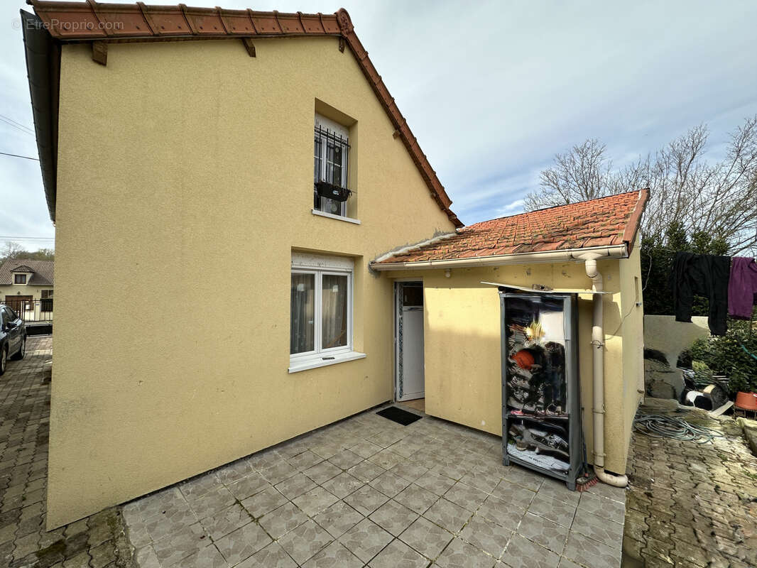 Maison Type 4 sur un terrain de 700 m2 - photo 11