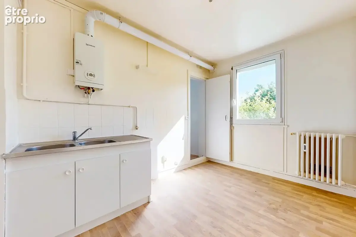  Appartement 4 pièces avec loggia, cave et box – Brétigny Sur Orge - photo 4