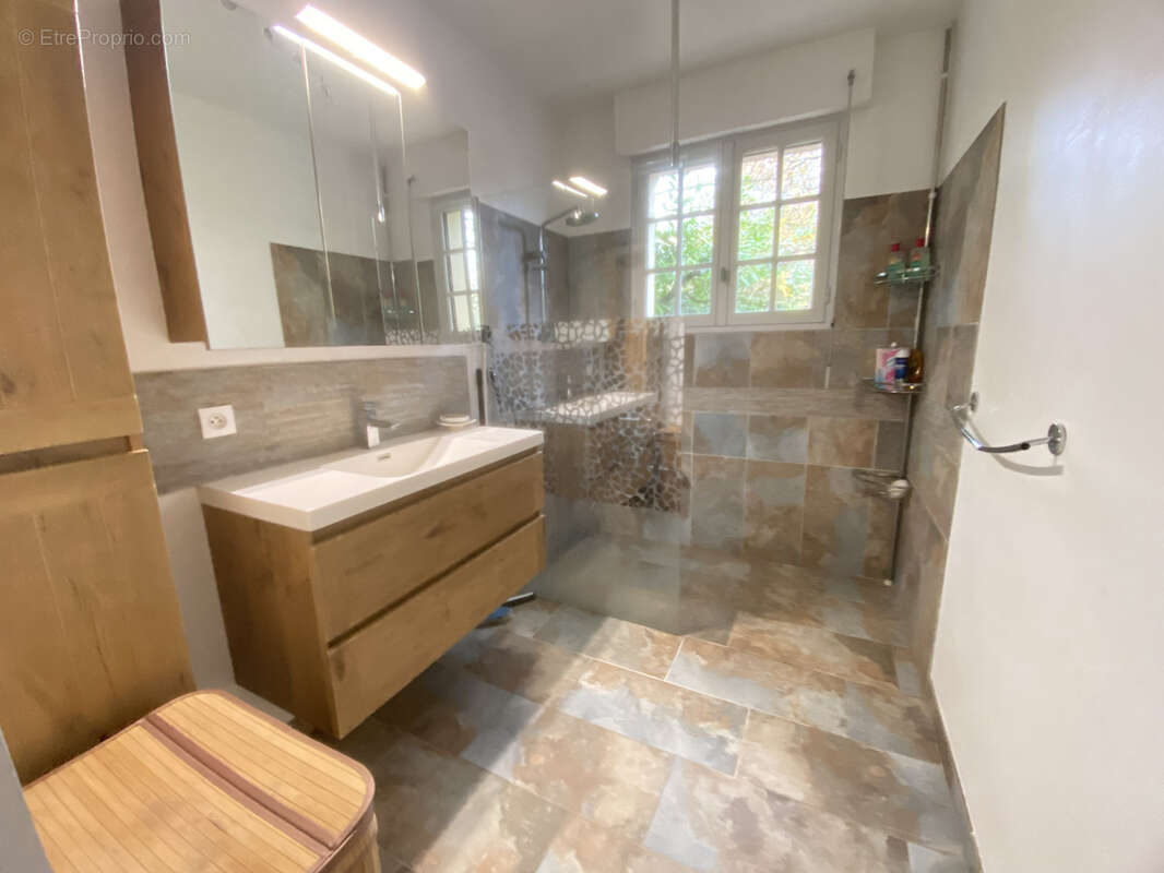 Maison à LA GACILLY