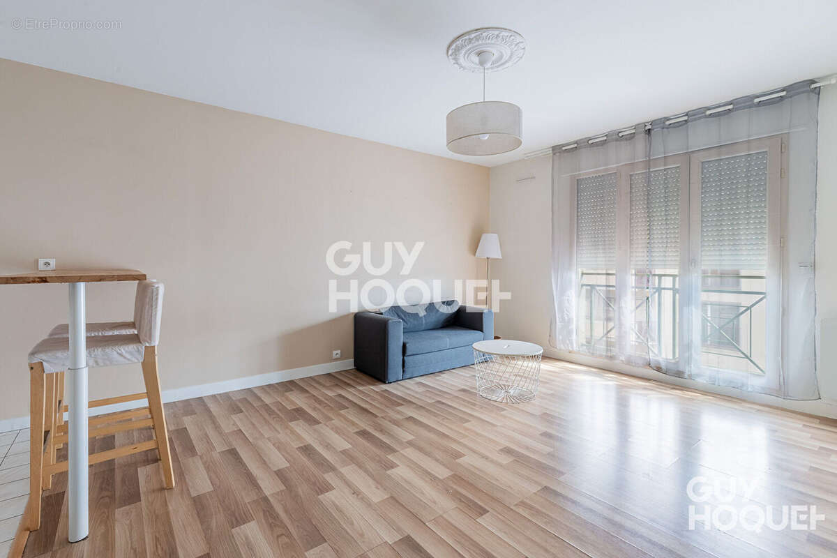 Appartement à MORANGIS