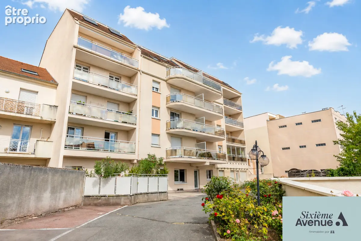 46M² centre ville - vendu meublé-parking-borne VE-aucun travaux - photo 14