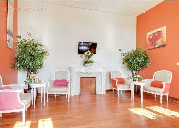 INVESTISSEMENT LOCATIF  LE SOLER  Résidence EHPAD Sainte-Eugénie  9.16% de rentabilité - photo 6