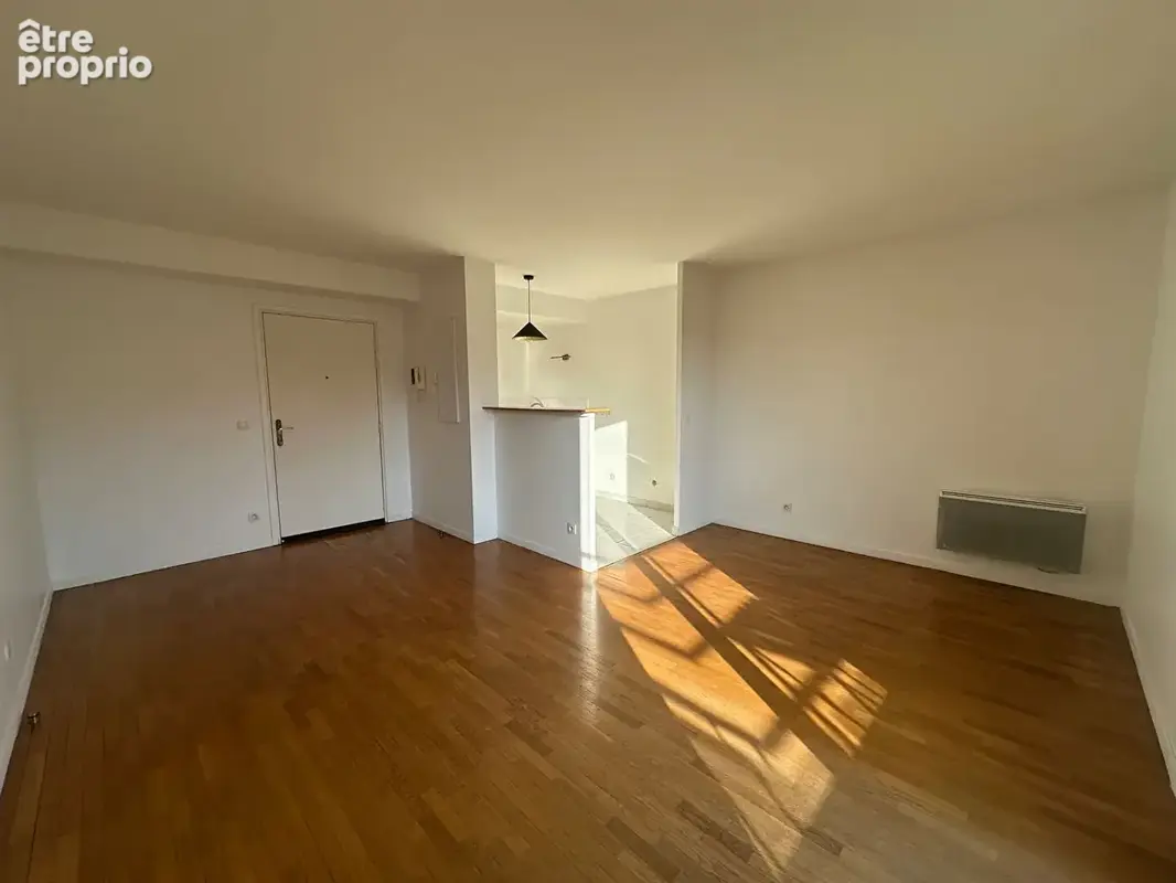 Saint Ouen Sur Seine - 2 pièces 40 m2 avec balcon + cave et parking - photo 3