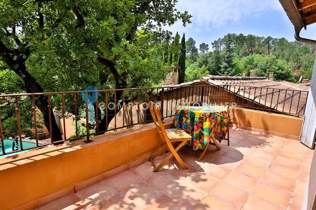 Maison à ROUSSILLON