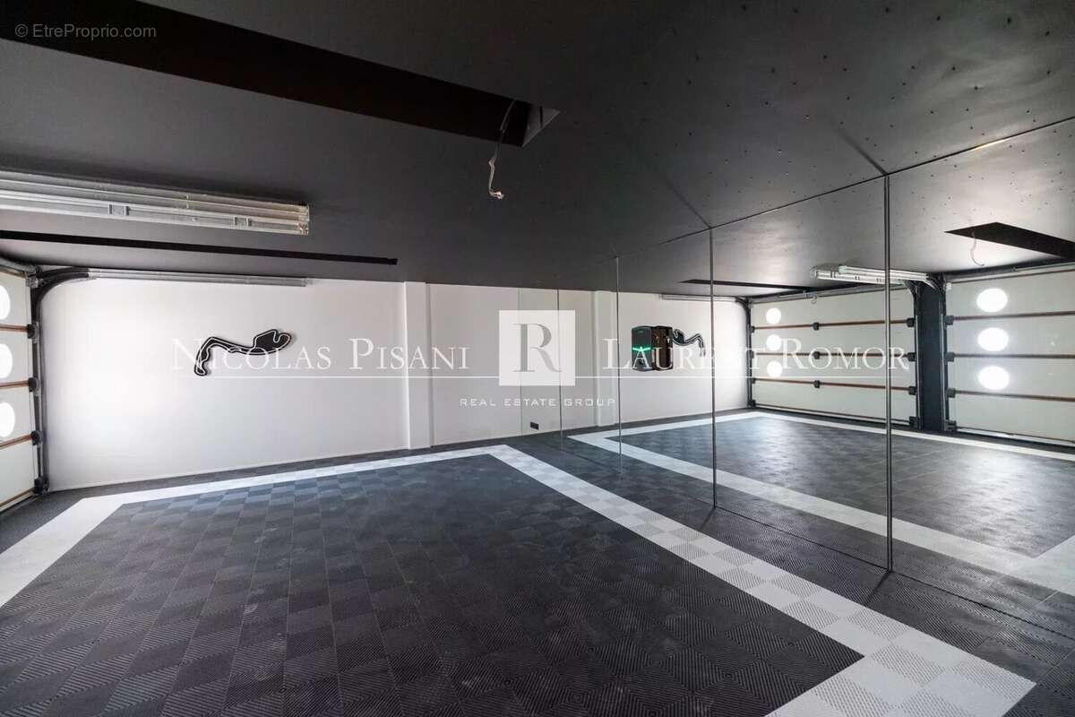 Maison à ROQUEBRUNE-CAP-MARTIN